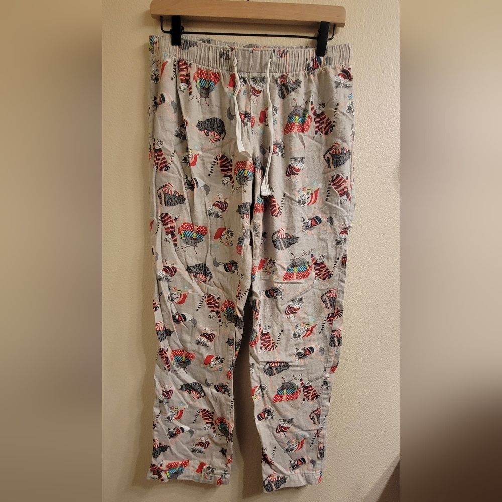 Old Navy Christmas Cats pajama pants